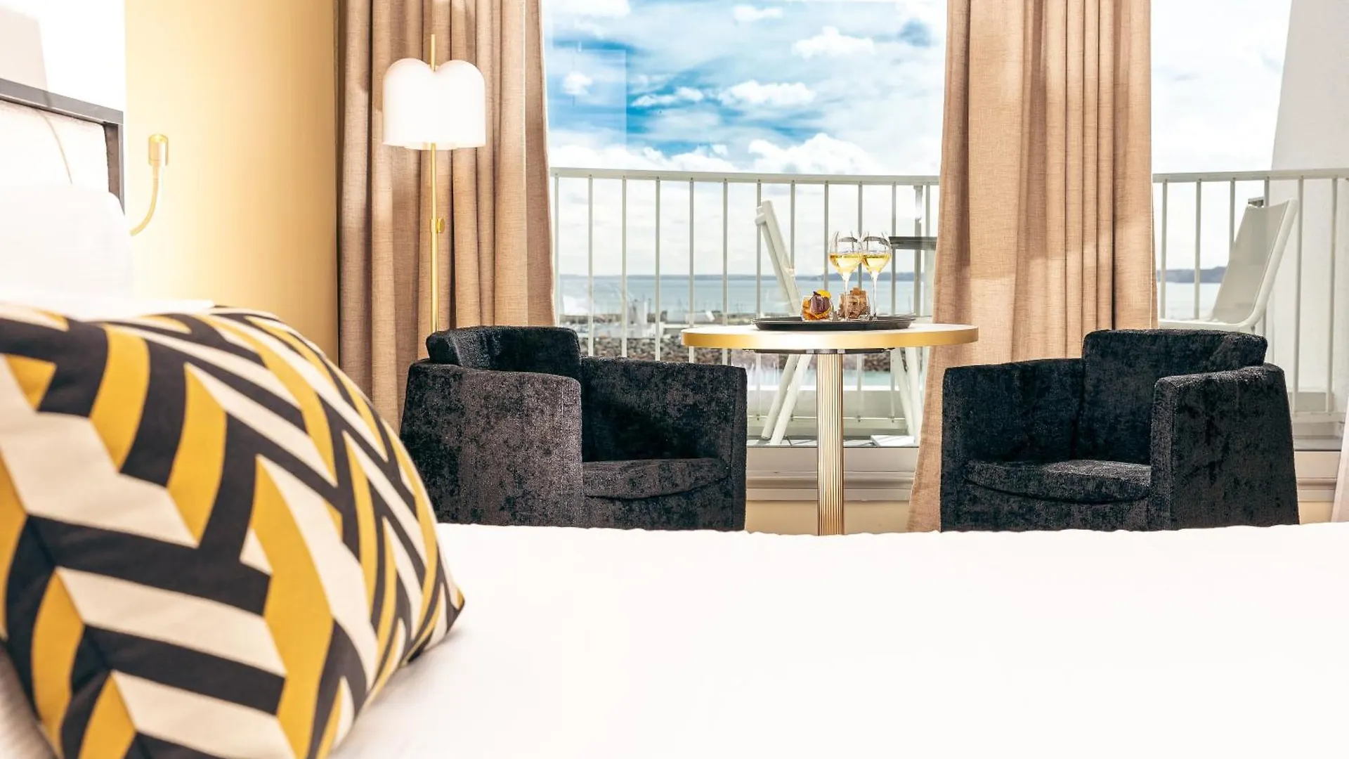 Hotel Ker Moor Saint-Quay Portrieux 4*, Saint-Quay-Portrieux